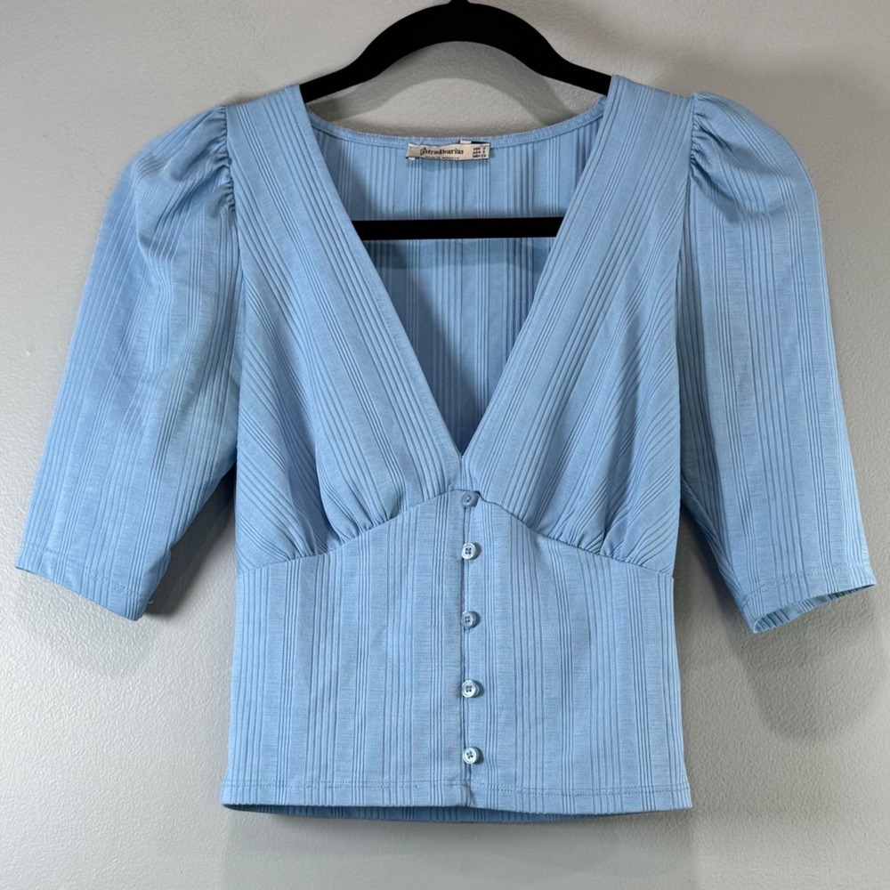 Stradivarius Light Blue Ribbed Puff Sleeve Button Front V-Neck Top Size S‎
